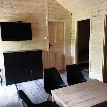 Domki Letniskowe Pod Lasem Koziniec Екстериор снимка