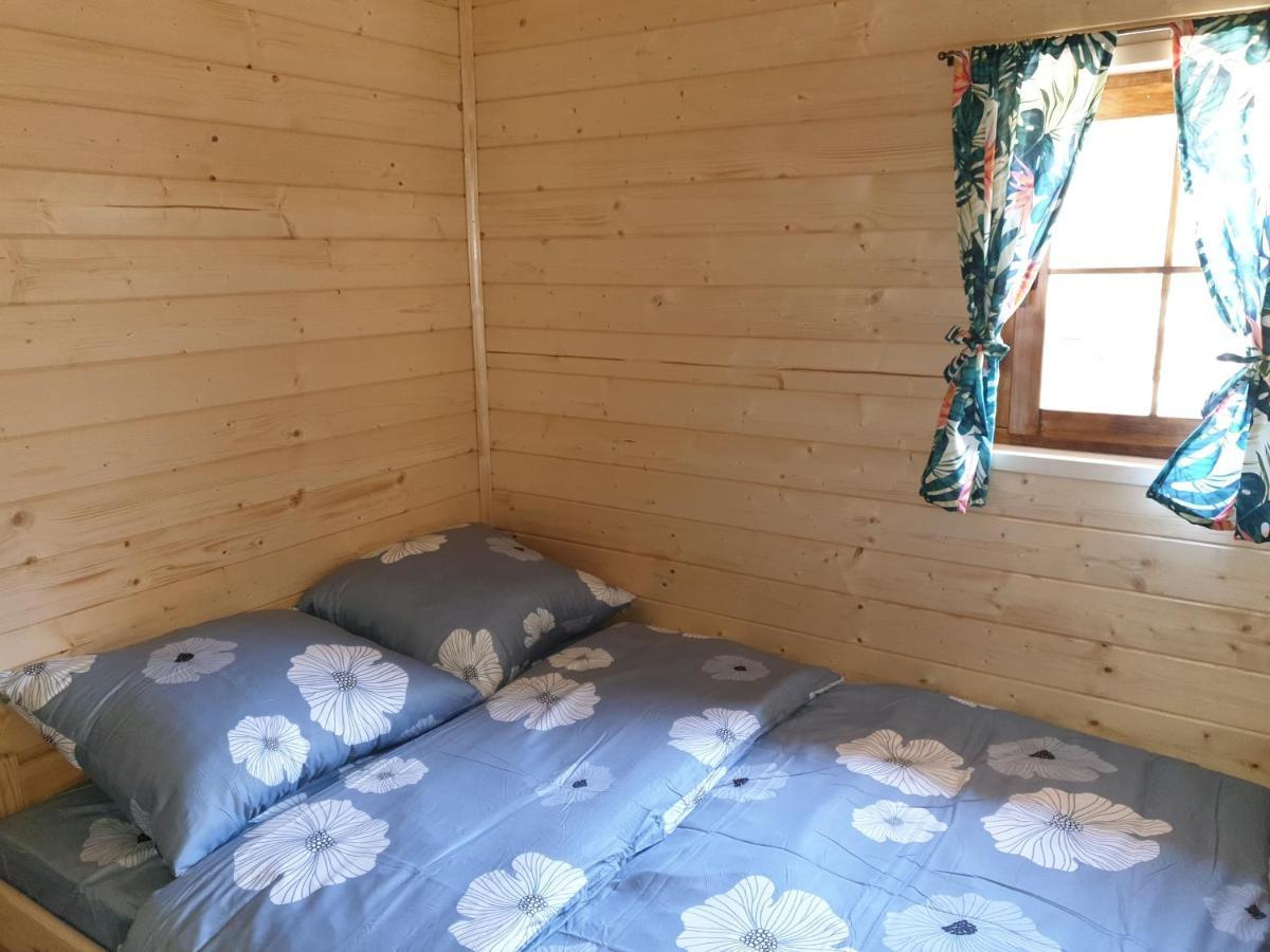 Domki Letniskowe Pod Lasem Koziniec Екстериор снимка