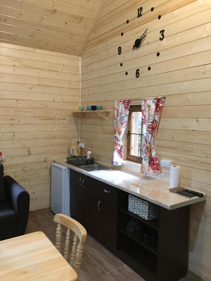 Domki Letniskowe Pod Lasem Koziniec Екстериор снимка